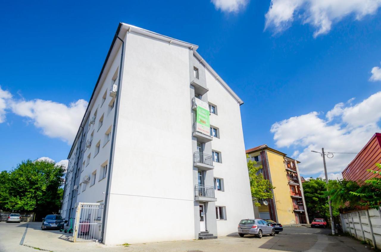 Apartament Cu O Camera Arad Extérieur photo